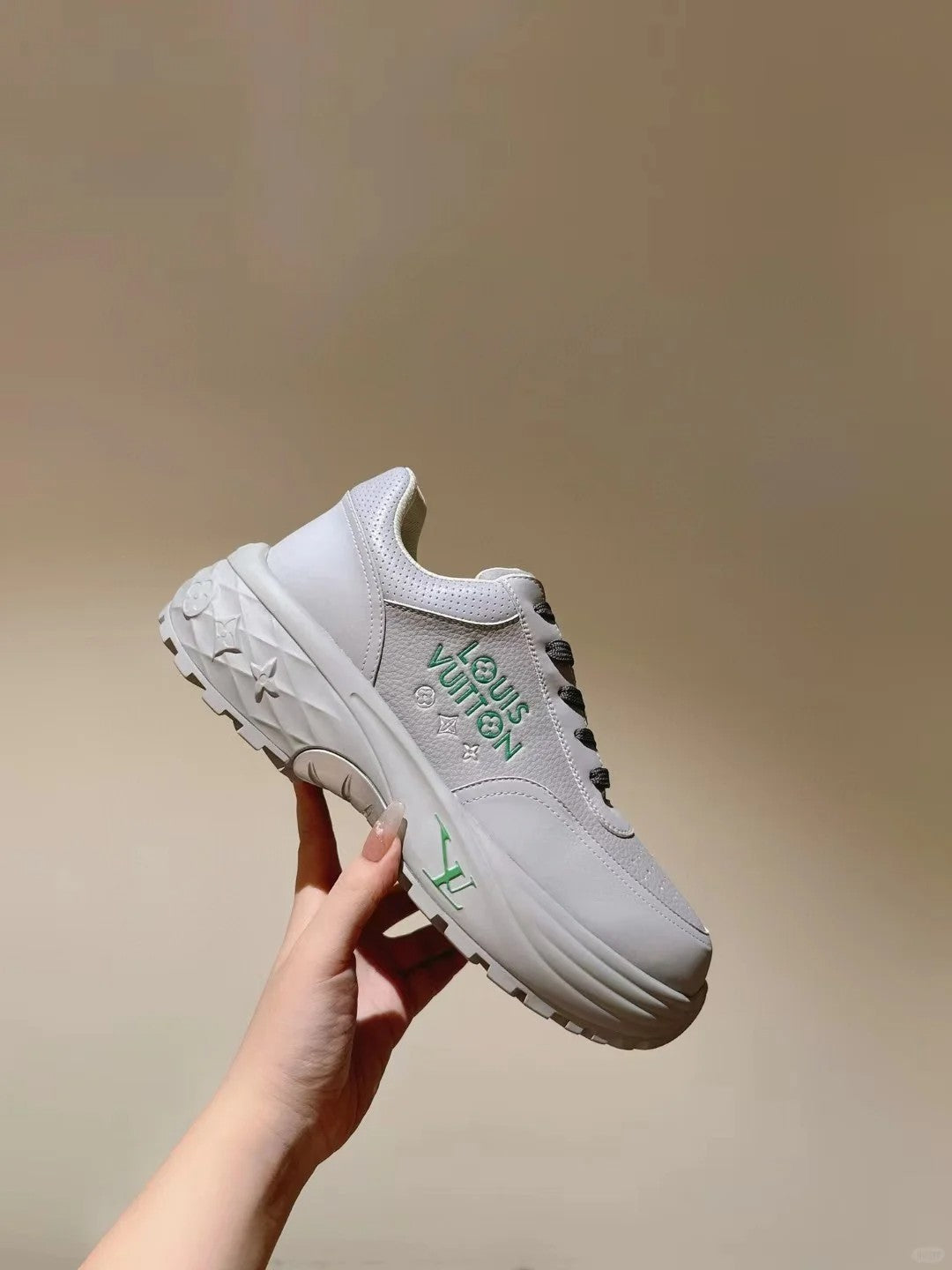 LV DISCOVERY Monk sneakers 1824122703