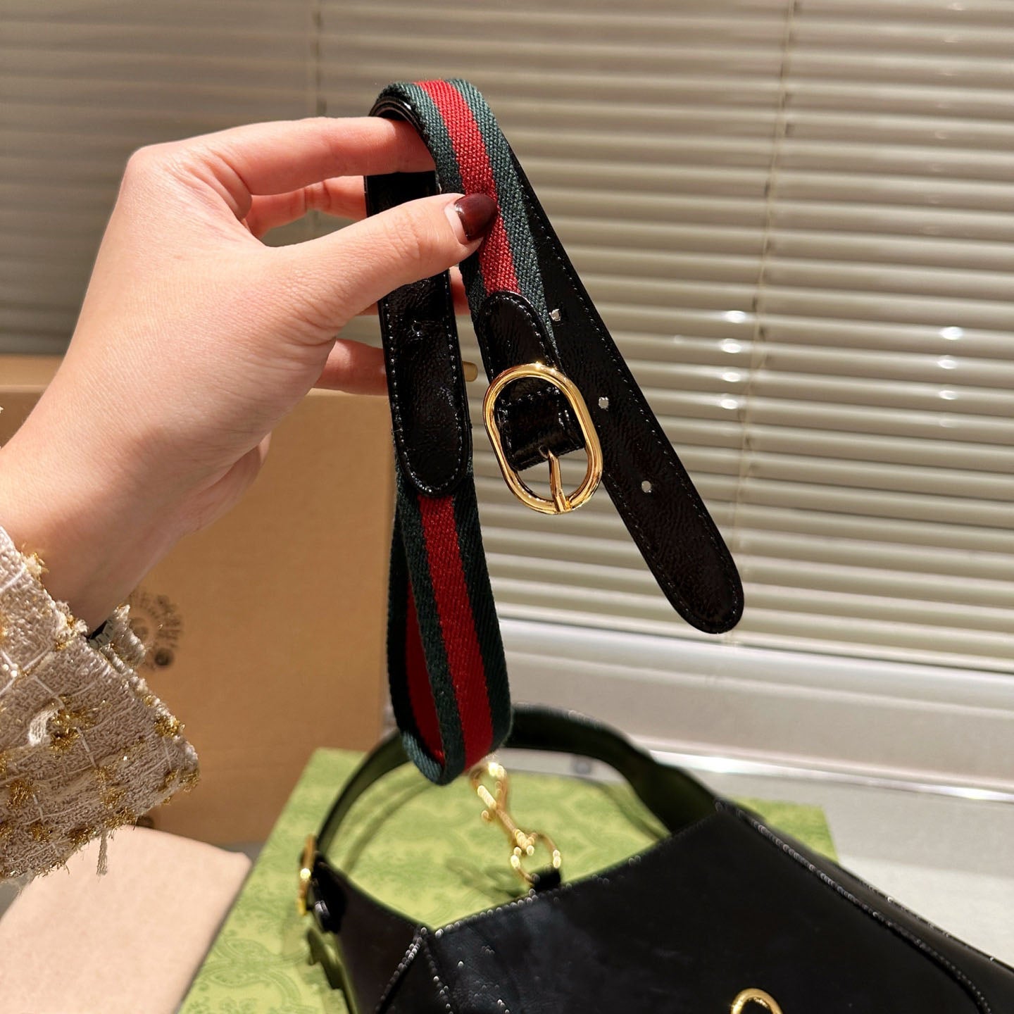 G Jackie 1961 Underarm Bag 1824080601