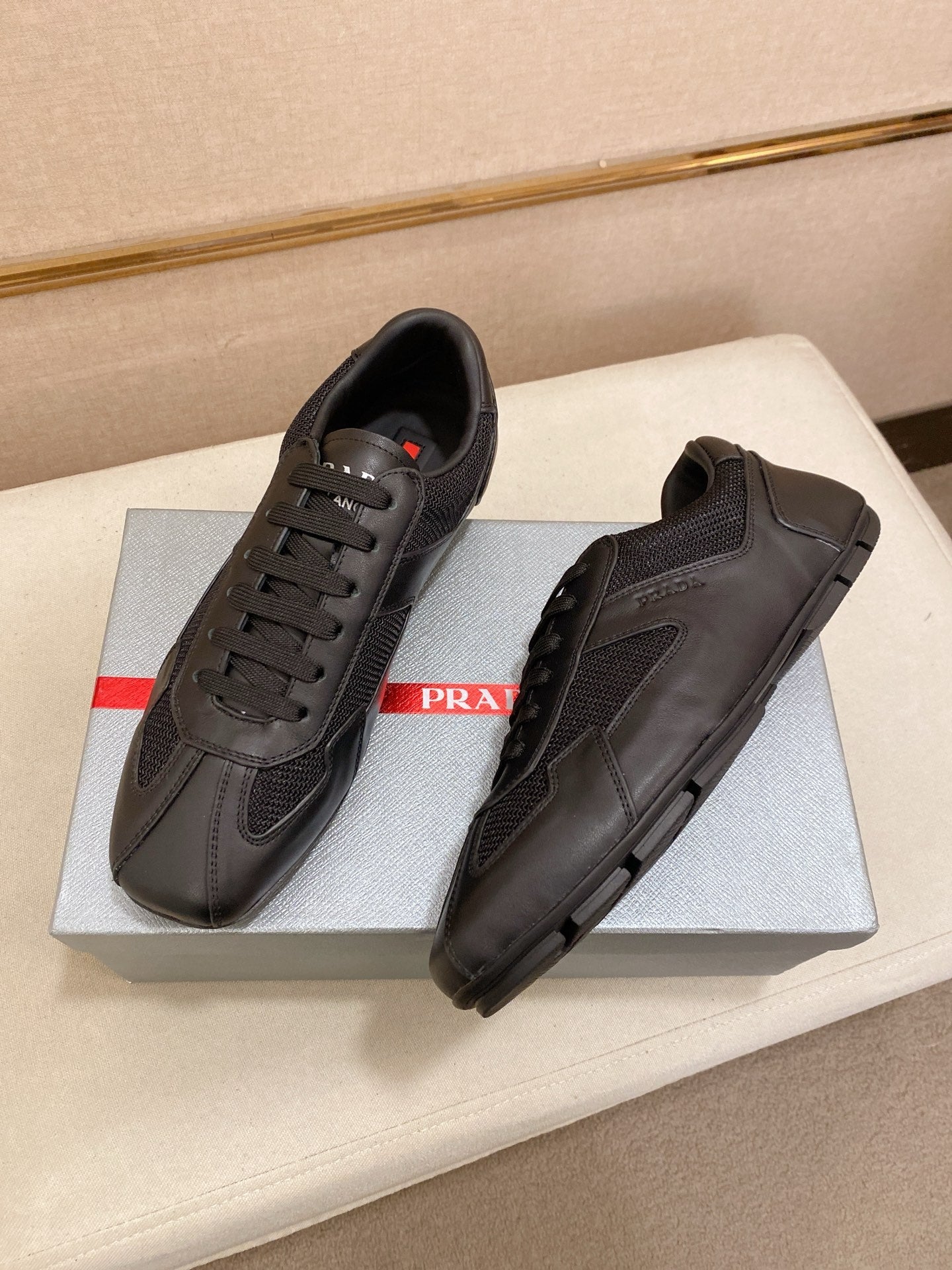 PR sneakers 1825052022