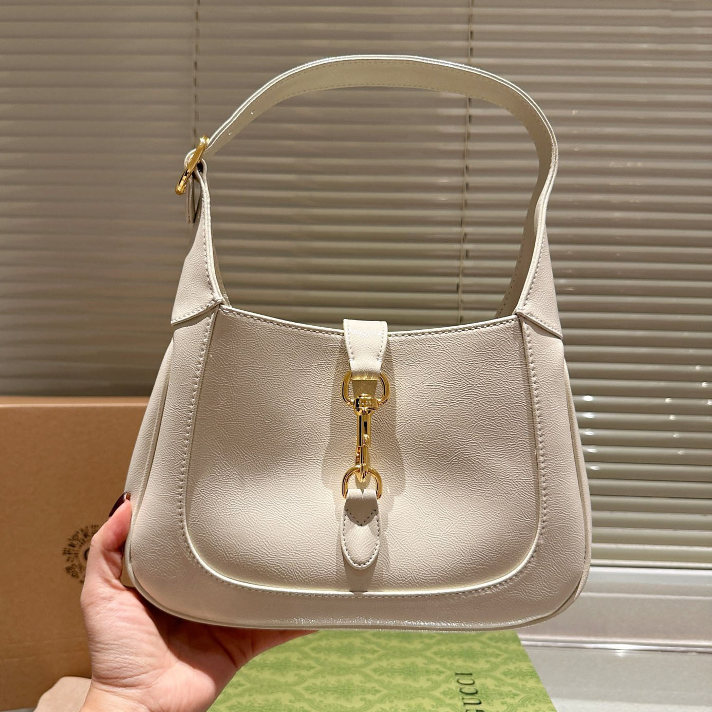 G Jackie 1961 Underarm Bag 1824080601