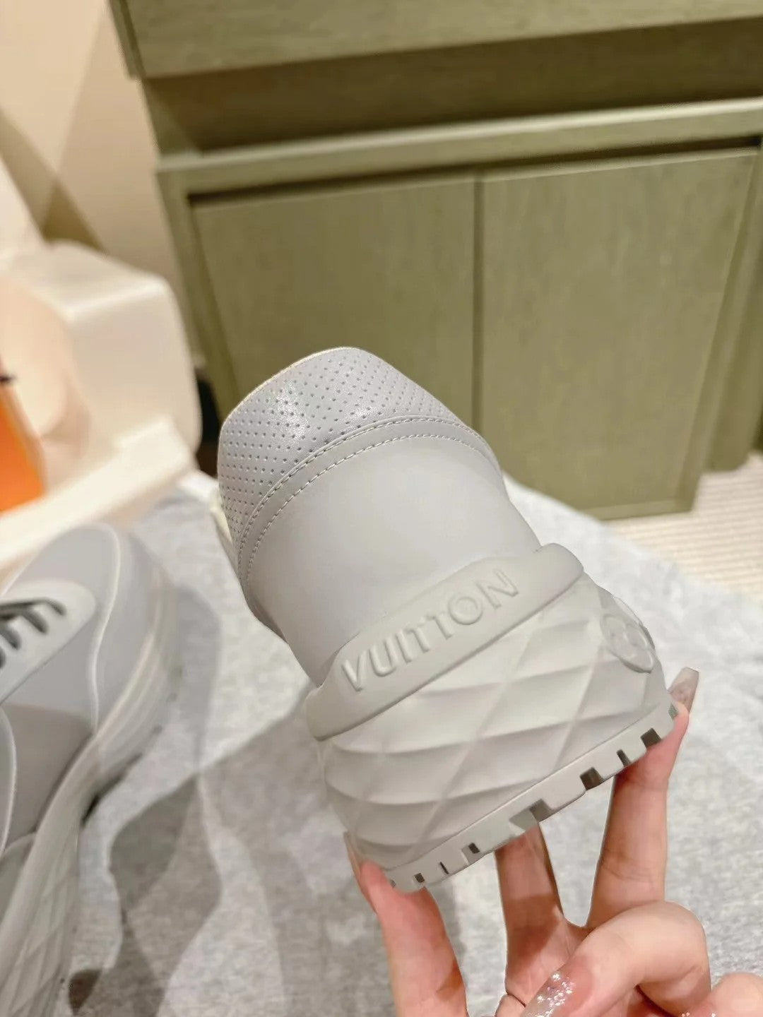 LV DISCOVERY Monk sneakers 1824122703