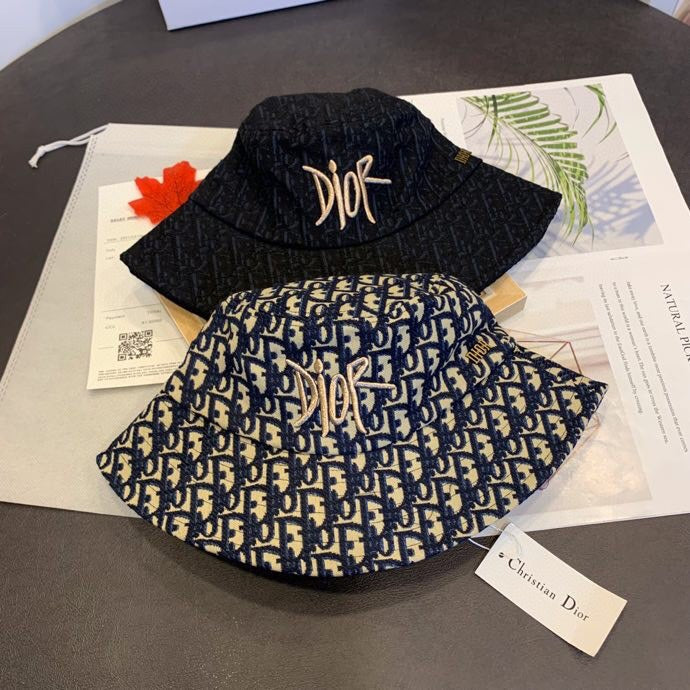 CD Embroidered logo hat 1825052601