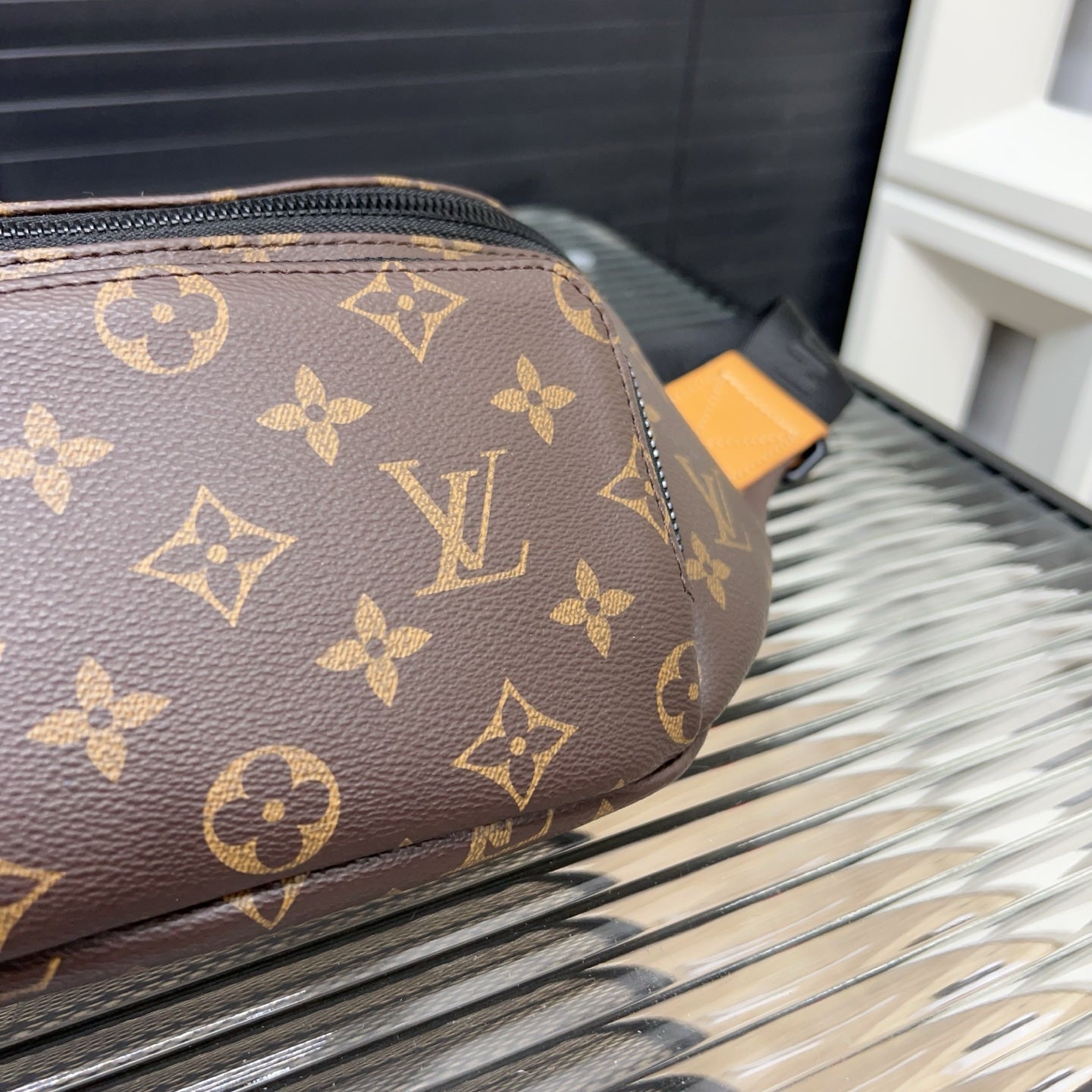 LV Bumbag Crossbody chest bag 1825052311