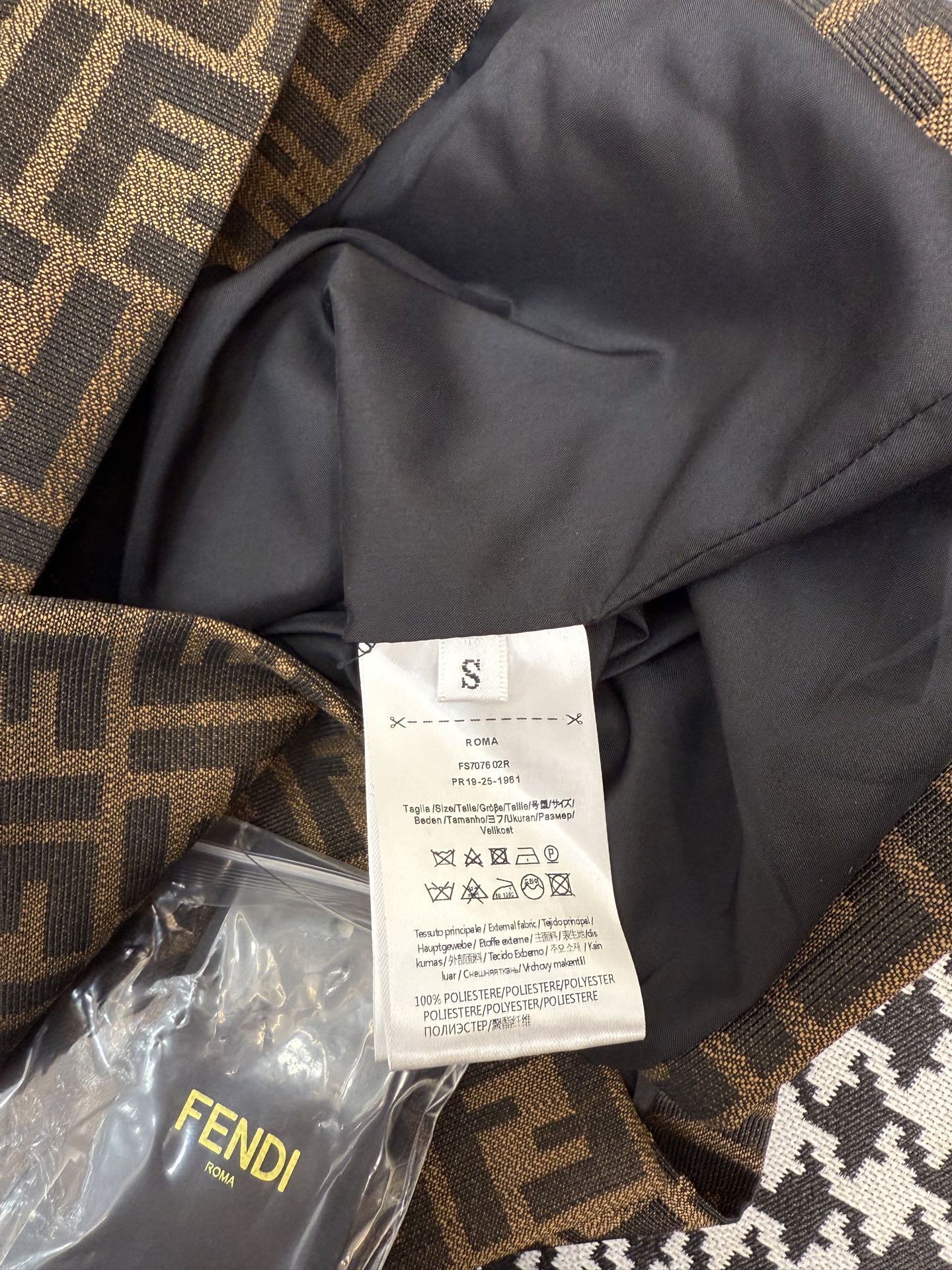 F Double-breasted suit jacket 1825090912