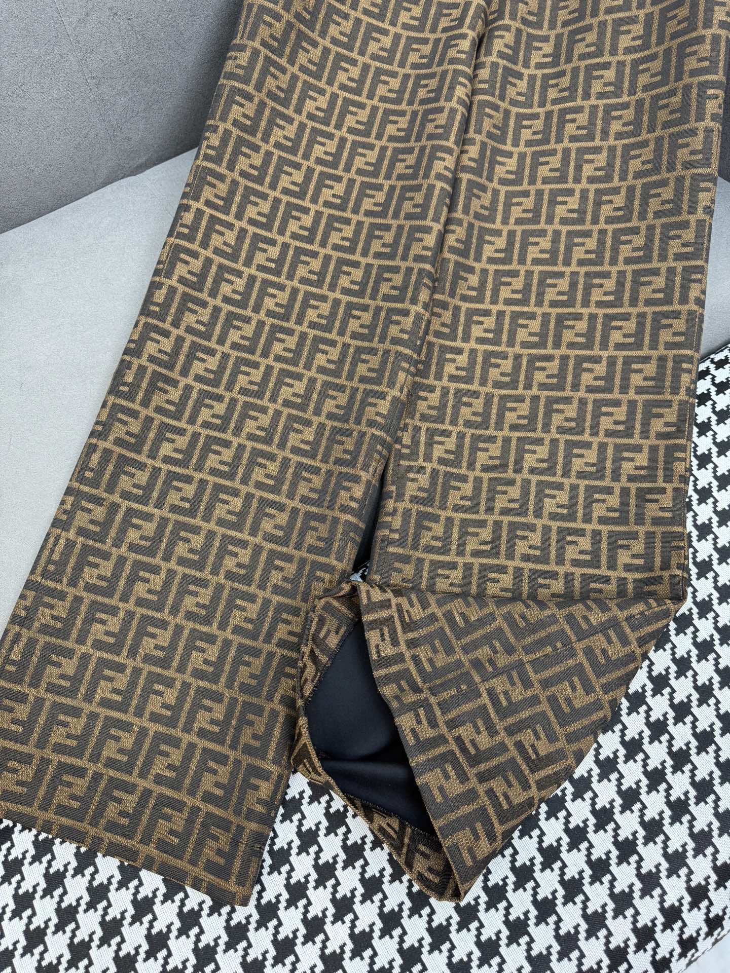 F trousers 1825090913