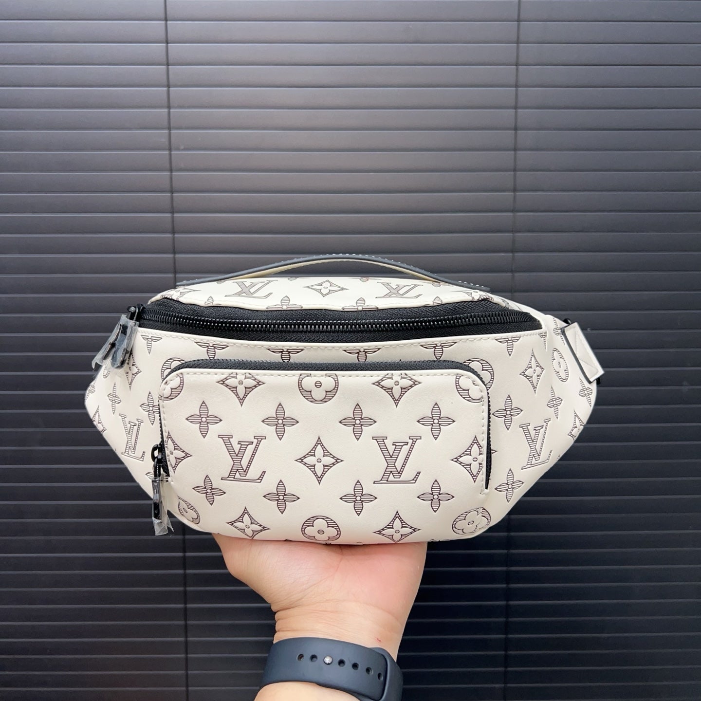 LV Bumbag Crossbody chest bag 1825052311
