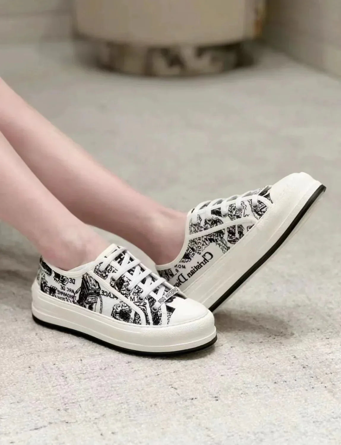 Embroidered Canvas New Genuine Leather Height Increased Thick-soled All-match Casual SneakersPD052412403