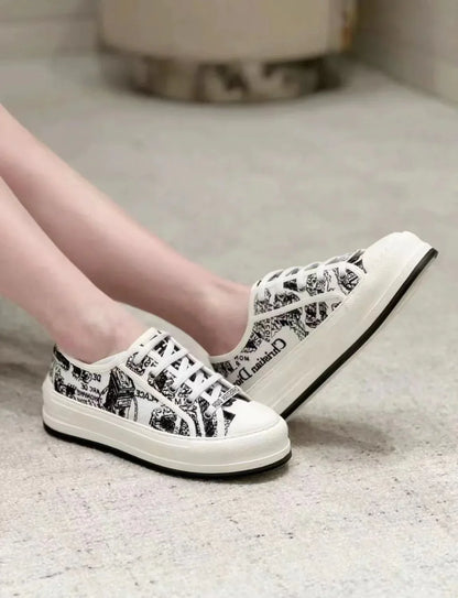 Embroidered Canvas New Genuine Leather Height Increased Thick-soled All-match Casual SneakersPD052412403