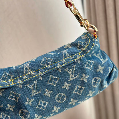 Fashion New Leather Messenger Bag  PD1023071403