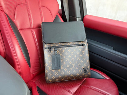 LV Backpack 1825052314