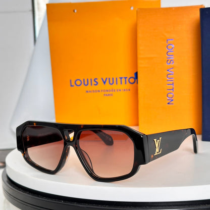 LV Clash Pilot Square Sunglasses 1825070206