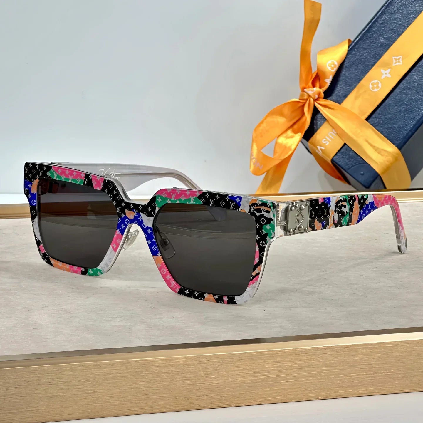 Luxury Fashion Sunglasses 1025030622