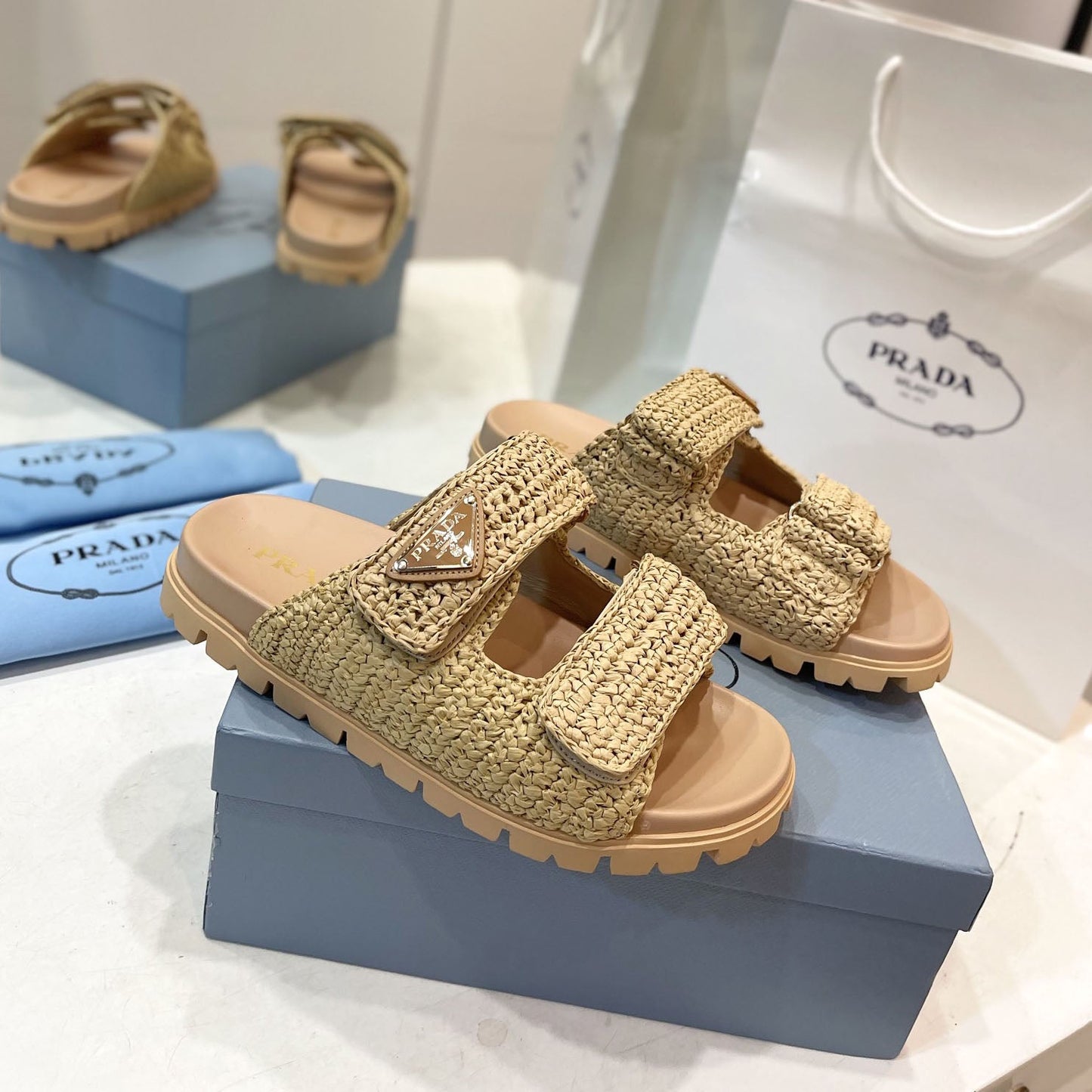New Fashion Classic Versatile Braided Sandals 1024040909