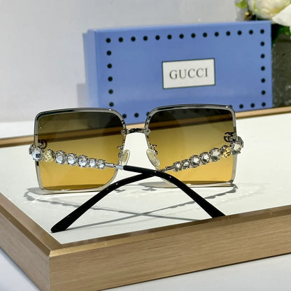 Fashionable Sunglasses 1925022401