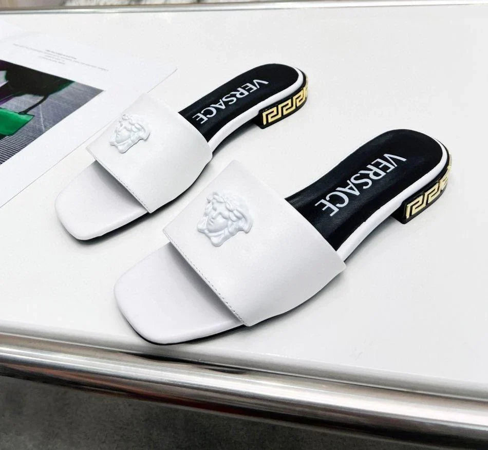 Classic Fashion Comfortable Head Flat Square Large Size Slippers 1024040207