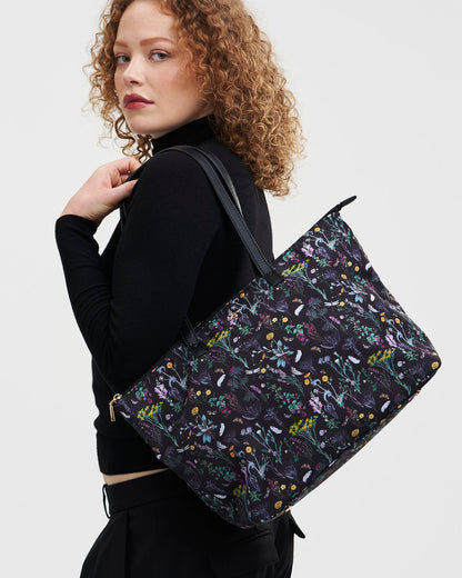 Black Wilderness Grab Tote Large