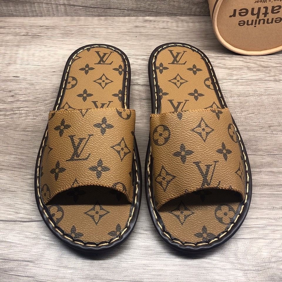 Going out and home fashion slippers (benefits)