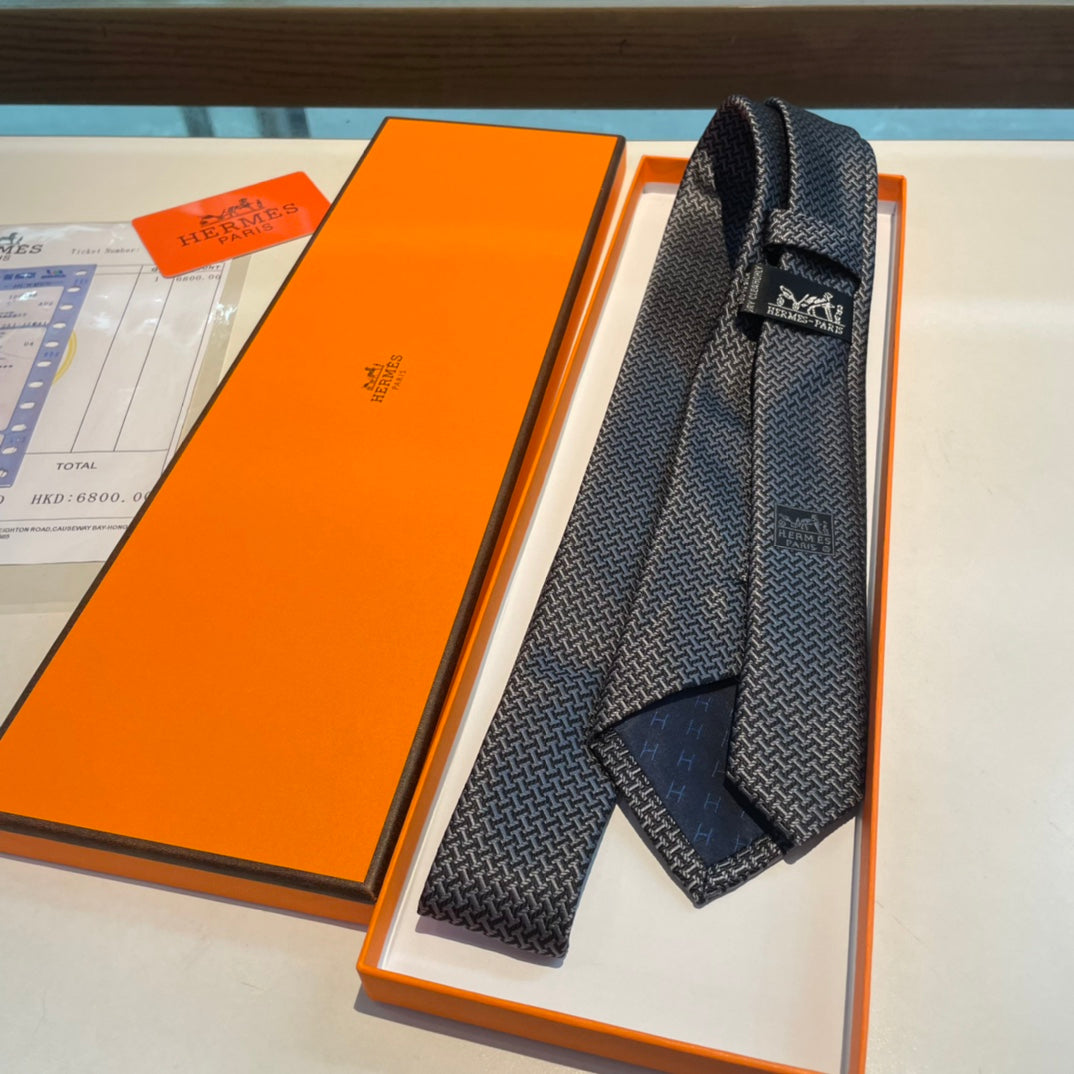 Geometric H pattern tie 1824053001
