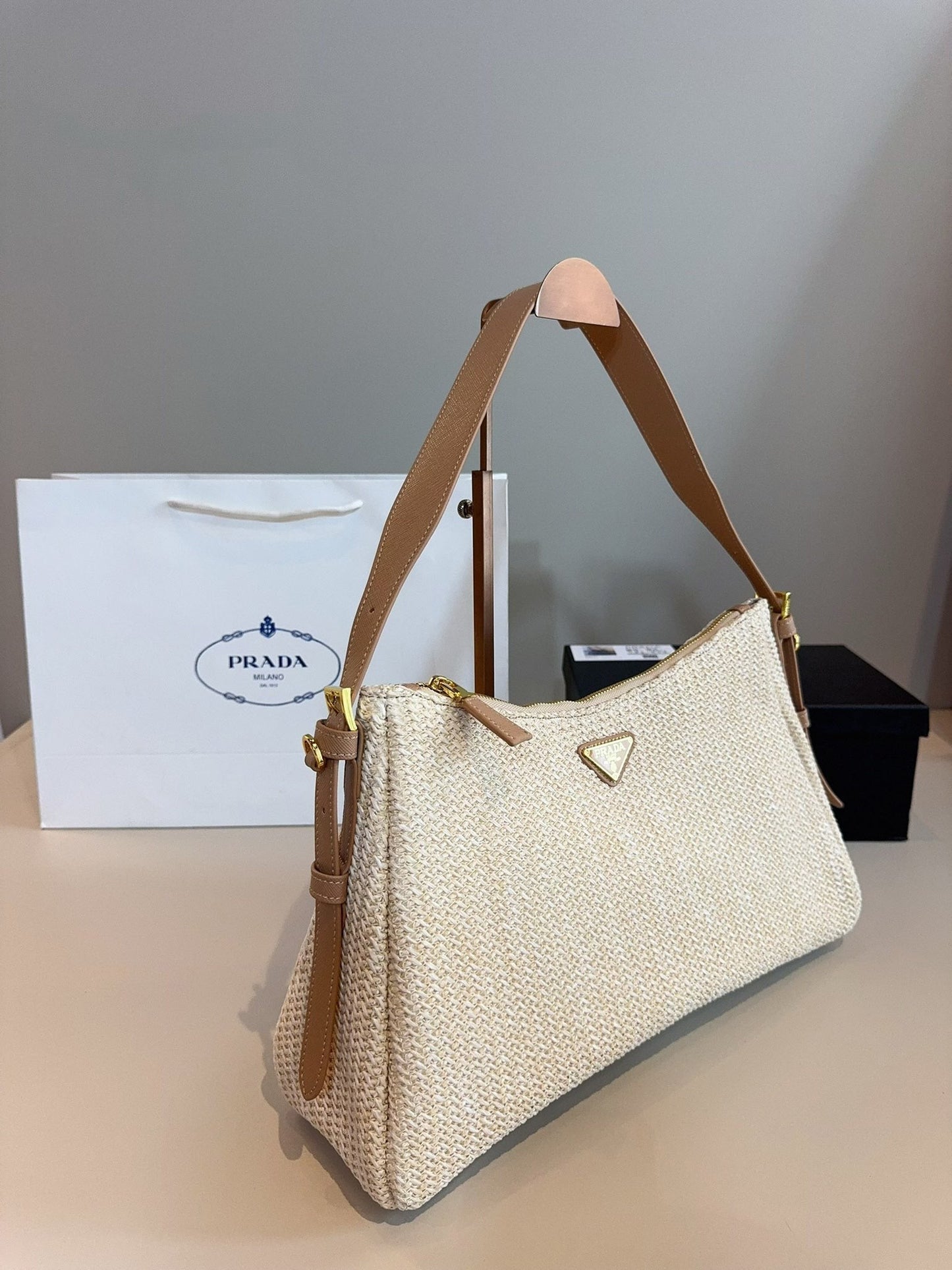 PR Straw underarm bag 1825070303