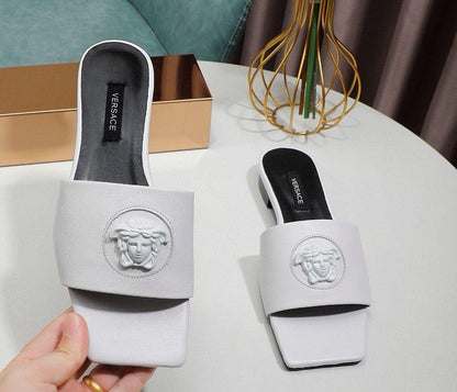 Classic Fashion Comfortable Head Flat Square Large Size Slippers 1024040208