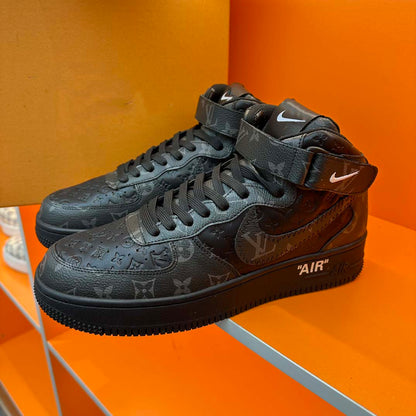 Super cool casual sneakers, hipsters must have! The foot effect is absolutely amazing!