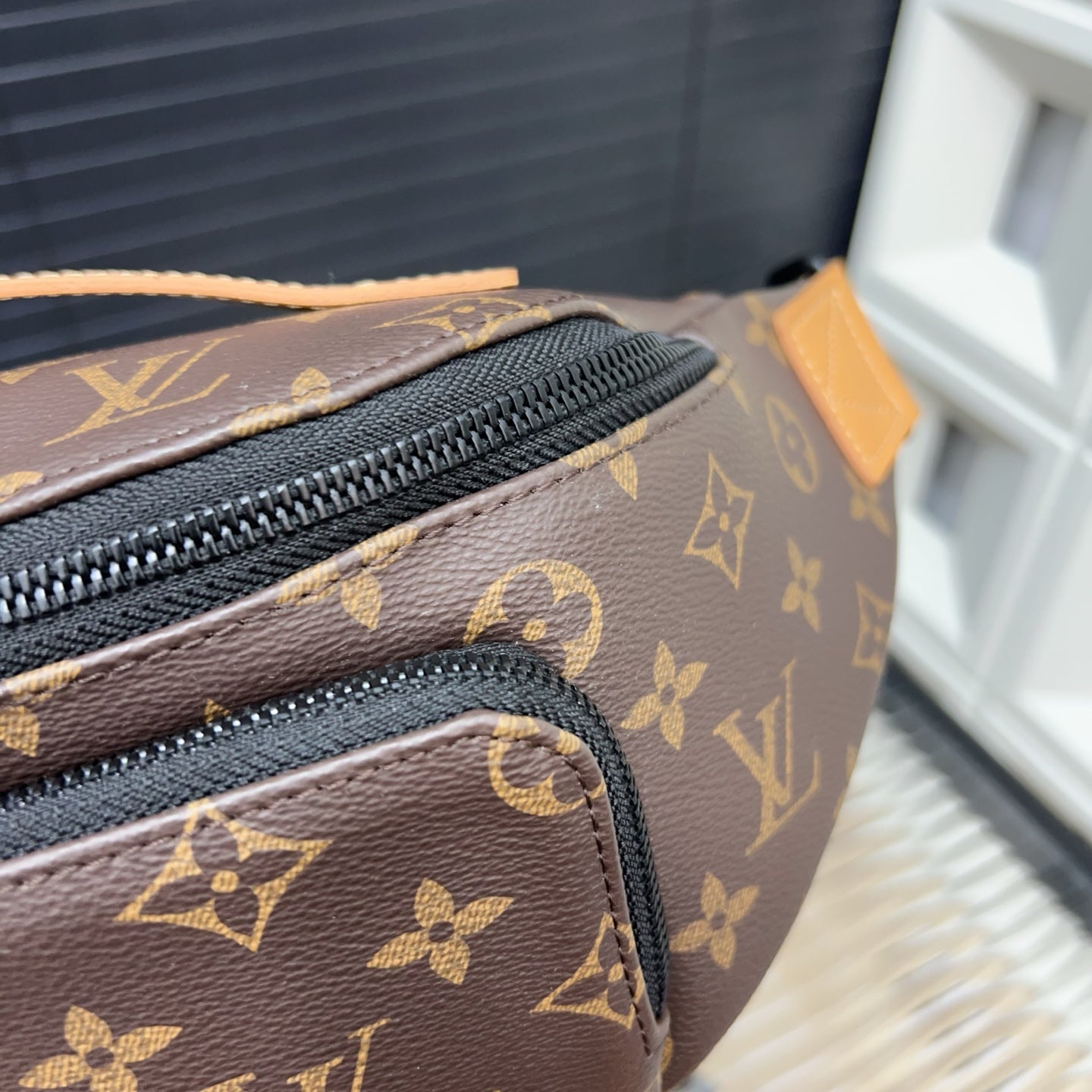 LV Bumbag Crossbody chest bag 1825052311