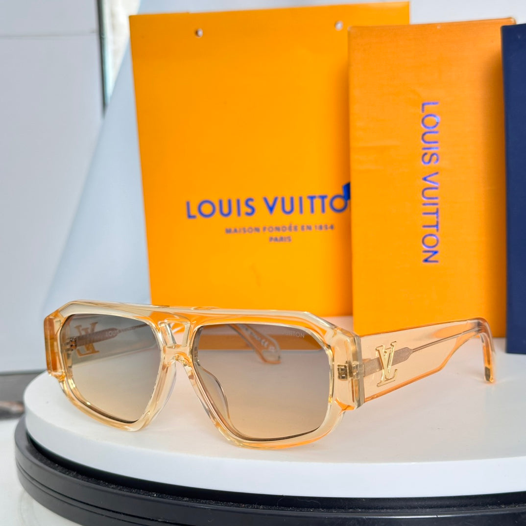 LV Clash Pilot Square Sunglasses 1825070206