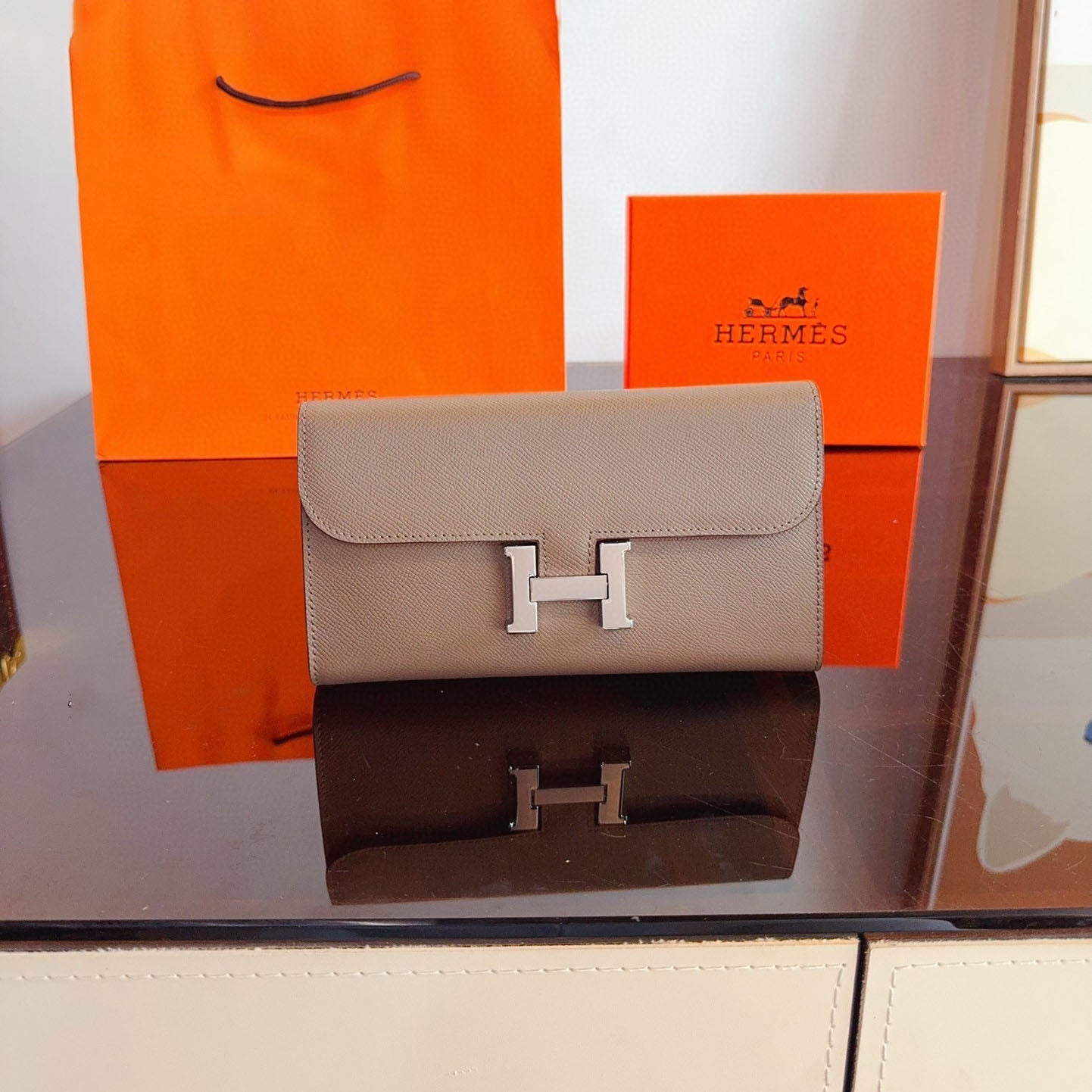 H woc shoulder bag XC24101003