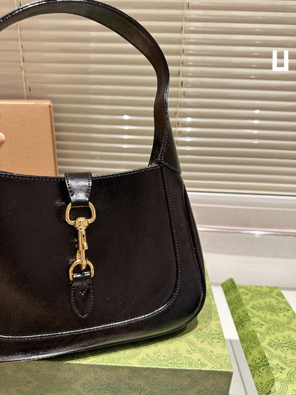 G Jackie 1961 Underarm Bag 1824080601