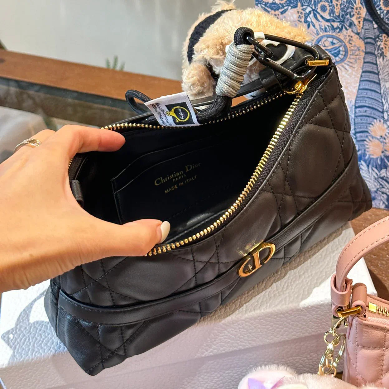New Fashion Versatile Shoulder Bag 1024101201