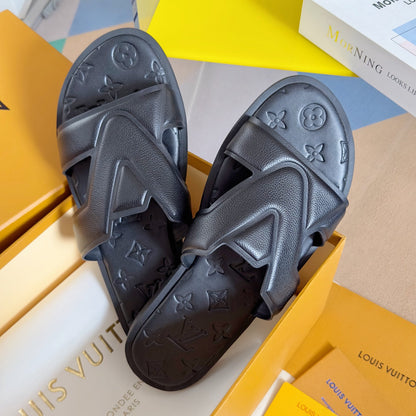 LV OASIS Slippers 1824100907