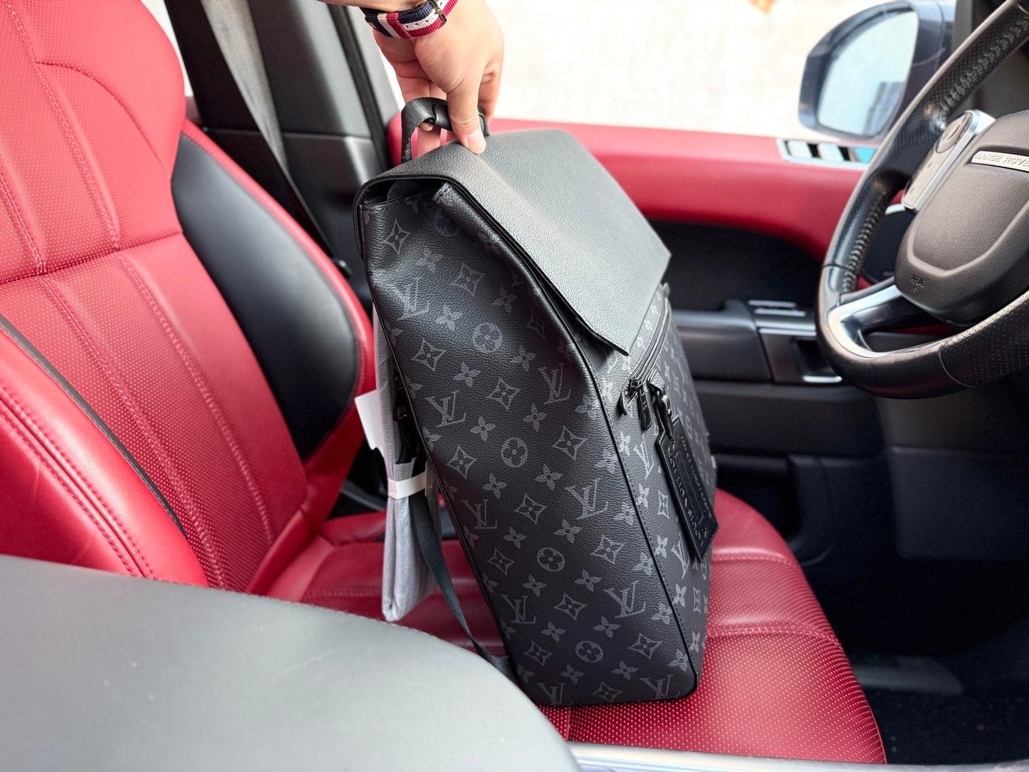 LV Backpack 1825052314