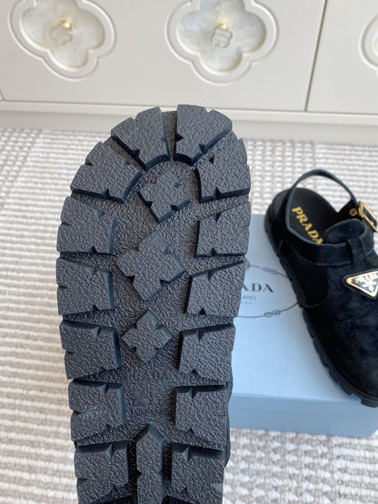 PR Birkenstocks 1825061818