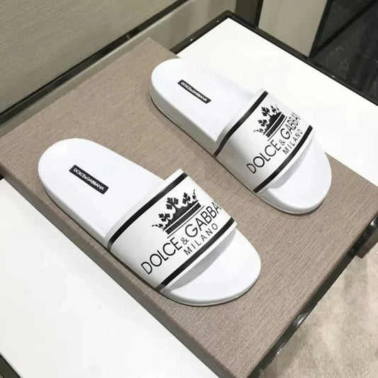 New fashion and casual men's sandals and slippers 1024042618