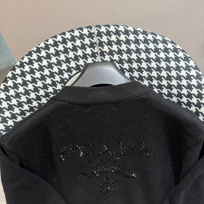 PR V-neck knitted cardigan 1824091806