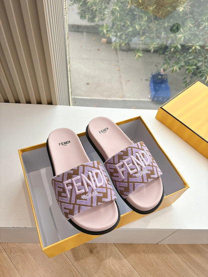 FD Slippers 1825041803