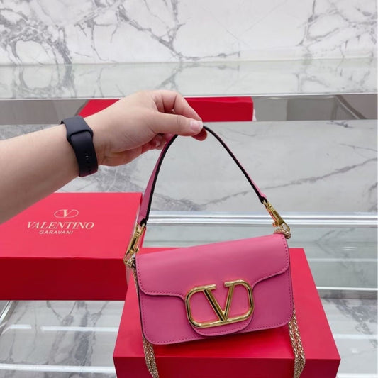Gold Label V logo small square bag PD0620230802