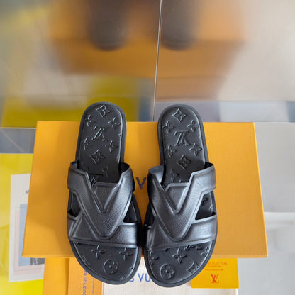 LV OASIS Slippers 1824100907