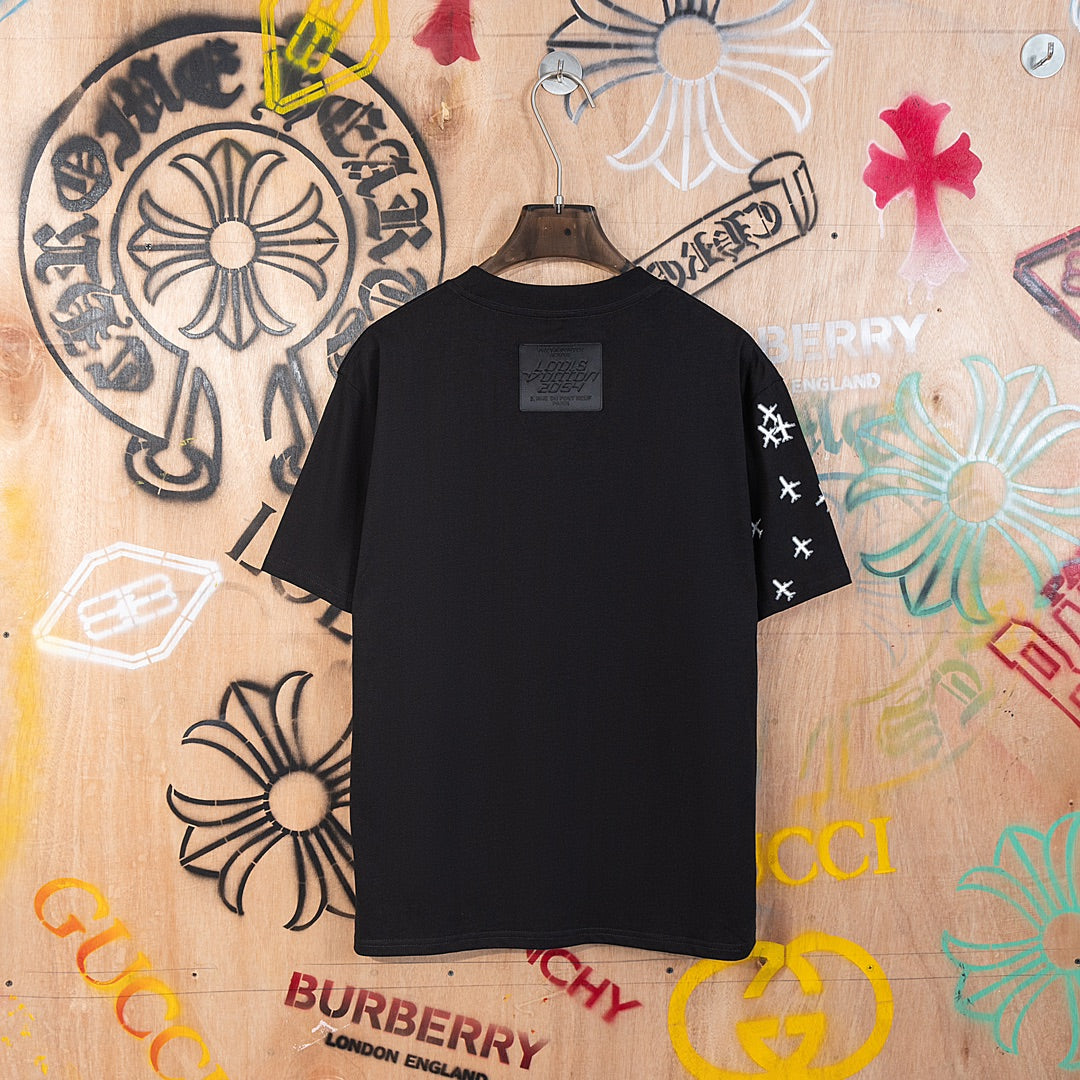 LV  T-shirt 1824103106