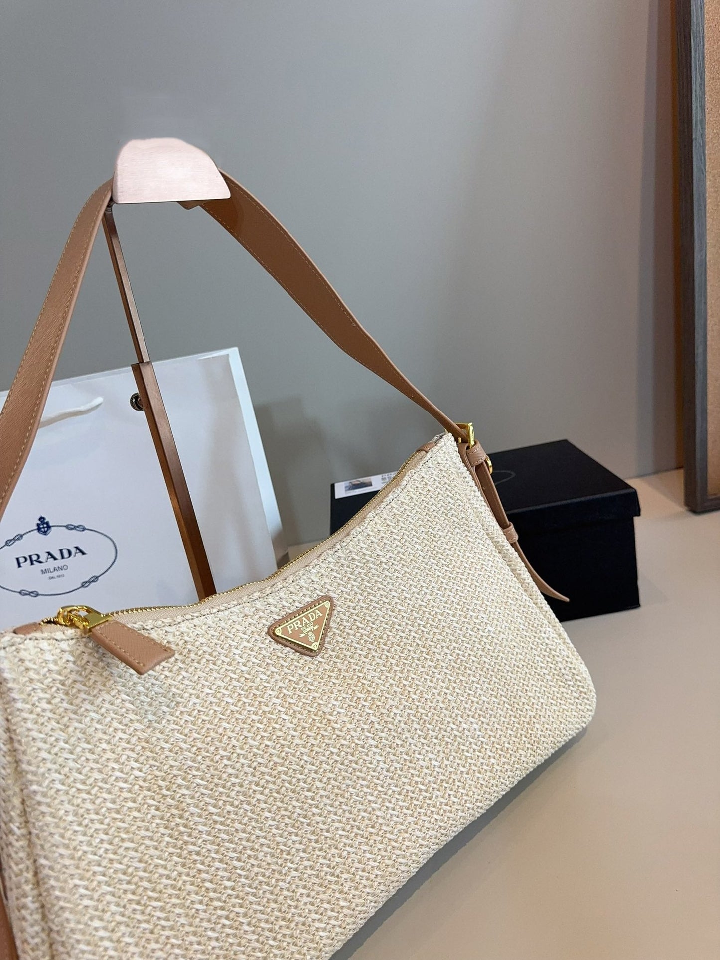 PR Straw underarm bag 1825070303