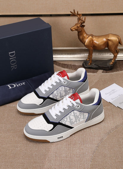 CD B27 Low Top Oblique Sneaker 1825052704
