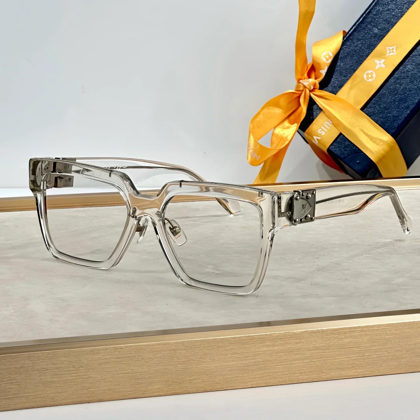 Luxury Fashion Sunglasses 1025030622
