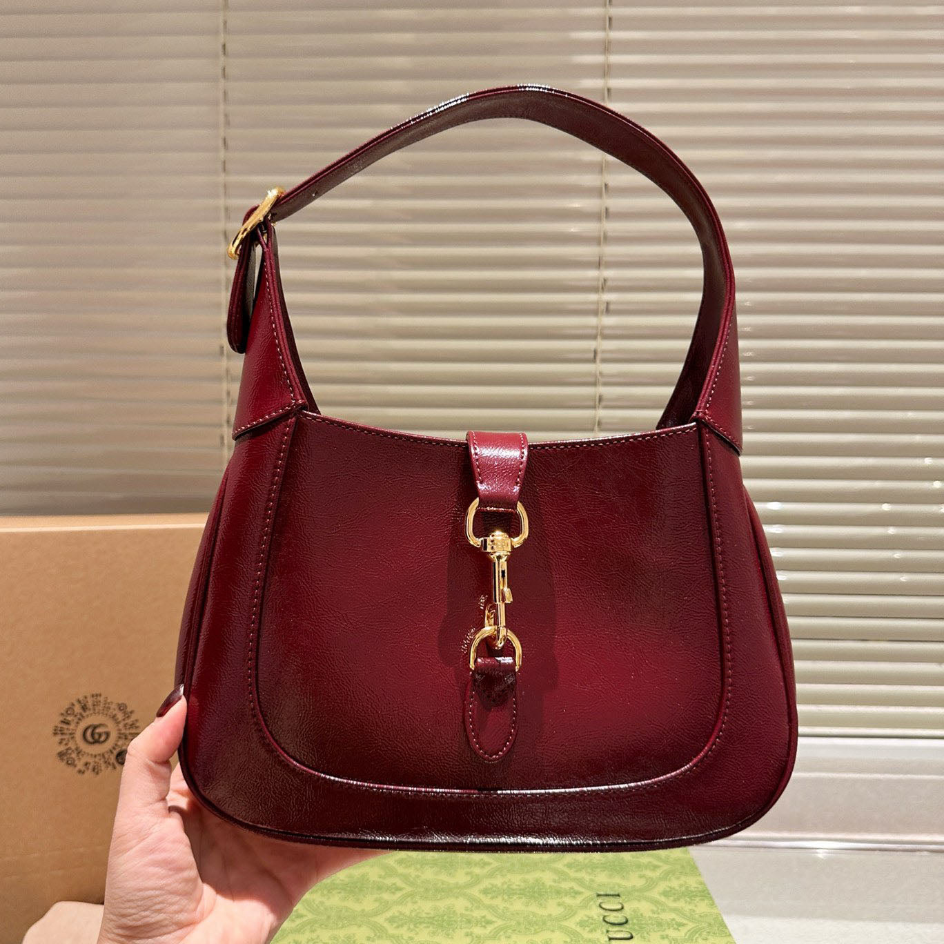 G Jackie 1961 Underarm Bag 1824080601