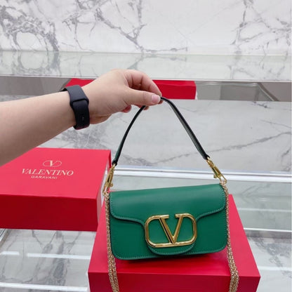 Gold Label V logo small square bag PD0620230802