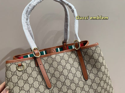G Emblem Tote Bag 1824081210