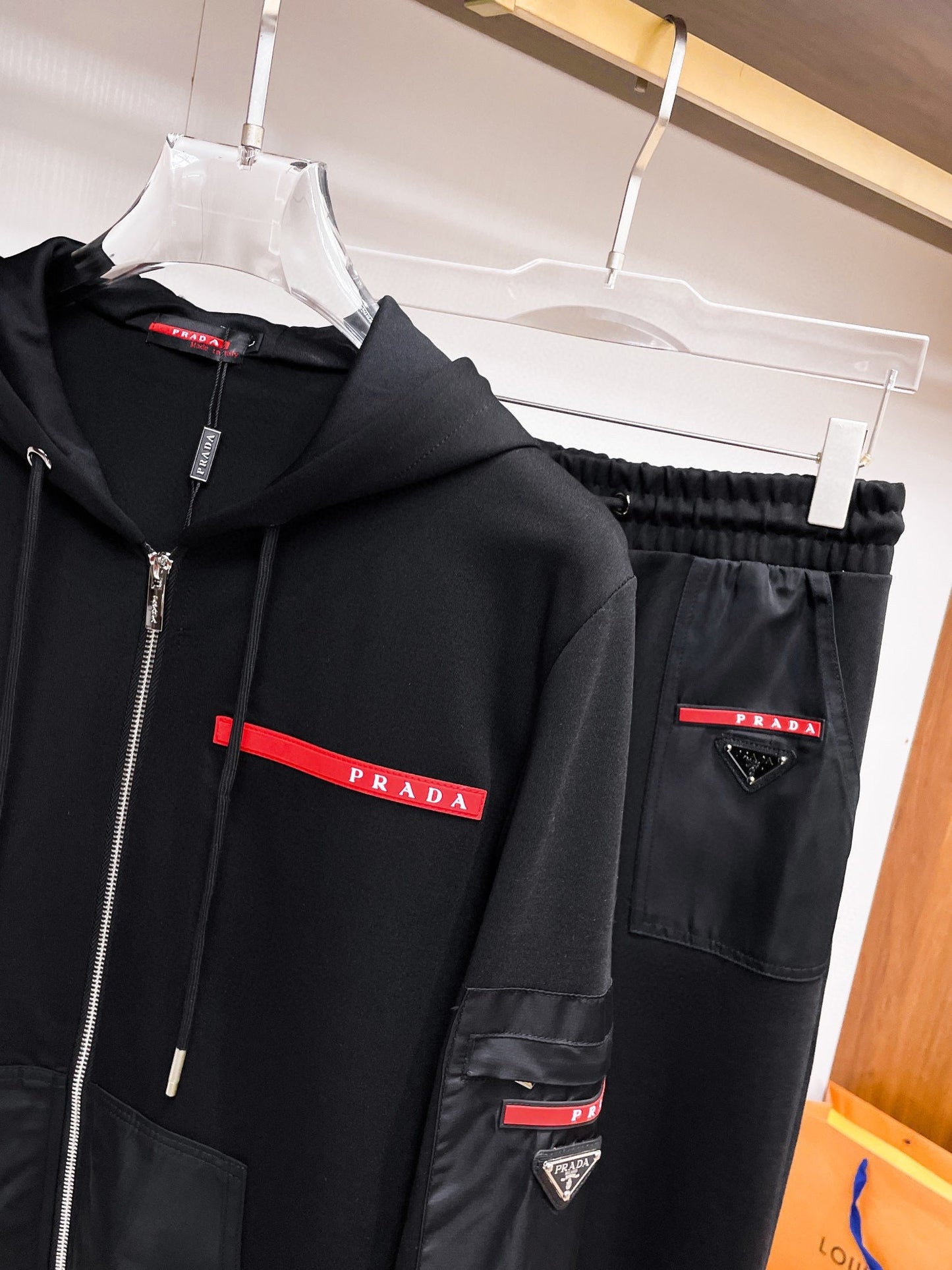 P-R Fashion New Sports Set 1024111219