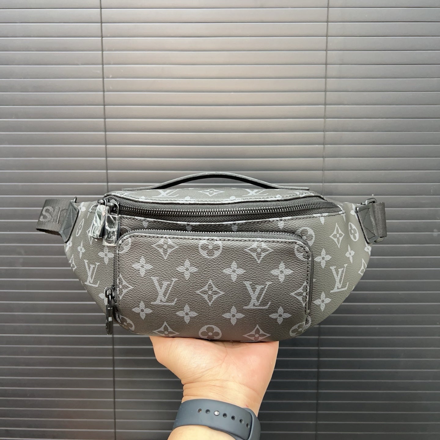 LV Bumbag Crossbody chest bag 1825052311