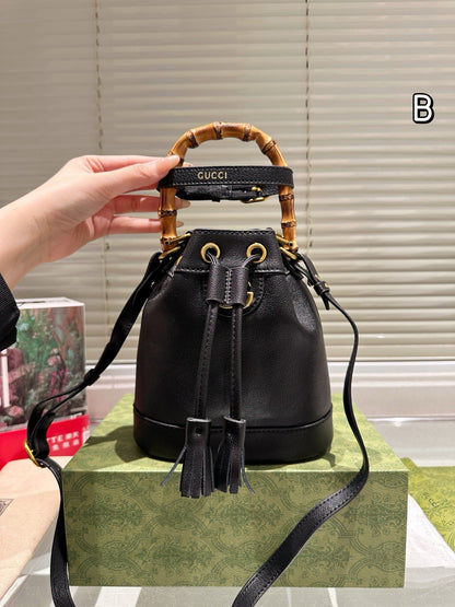 GG Bamboo Bucket Bag 1825052307