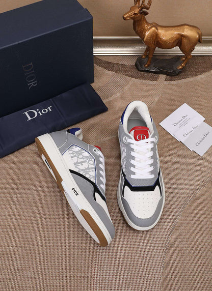 CD B27 Low Top Oblique Sneaker 1825052704