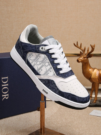 CD B27 Low Top Oblique Sneaker 1825052704